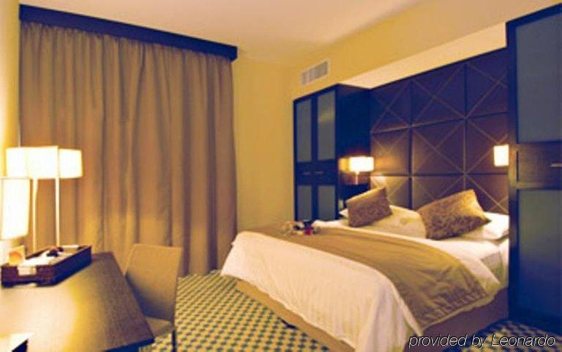The Eclipse Boutique 4*