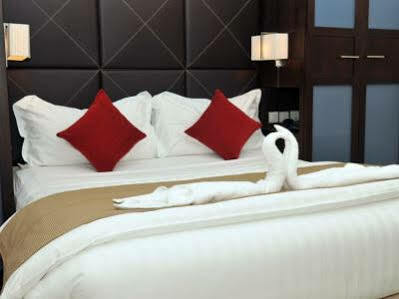 The Eclipse Boutique 4*