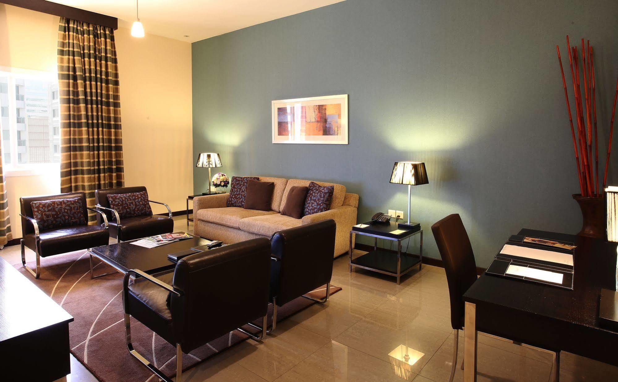 The Eclipse Boutique 4*